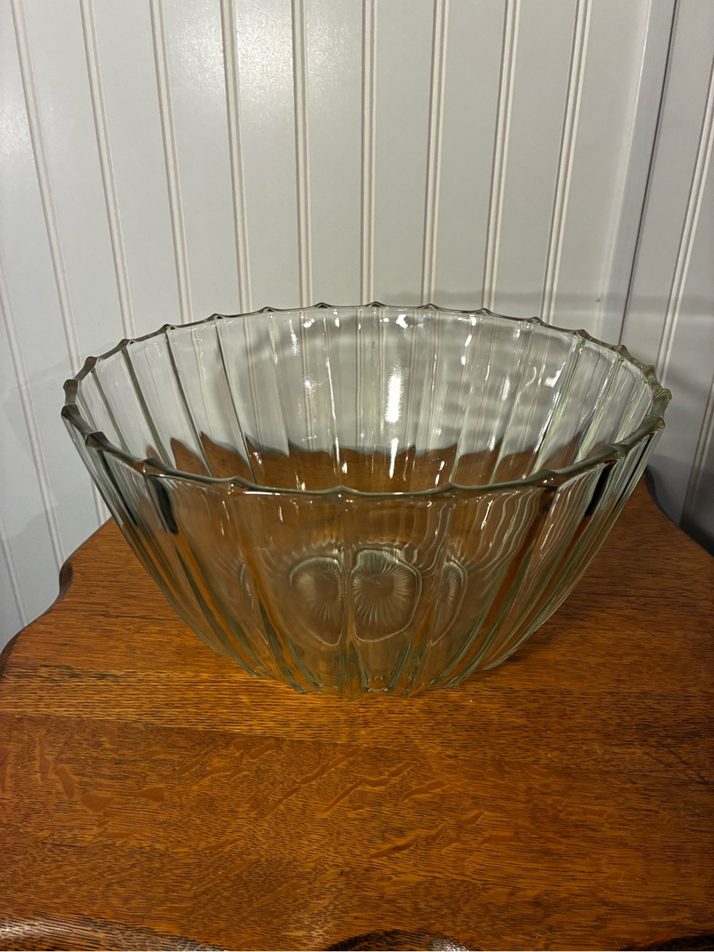 Vintage Clear Glass Punch Bowl Set w/ 10 Cups Fluted Ribbed Starburst Mid Centur - Picture 7 of 12